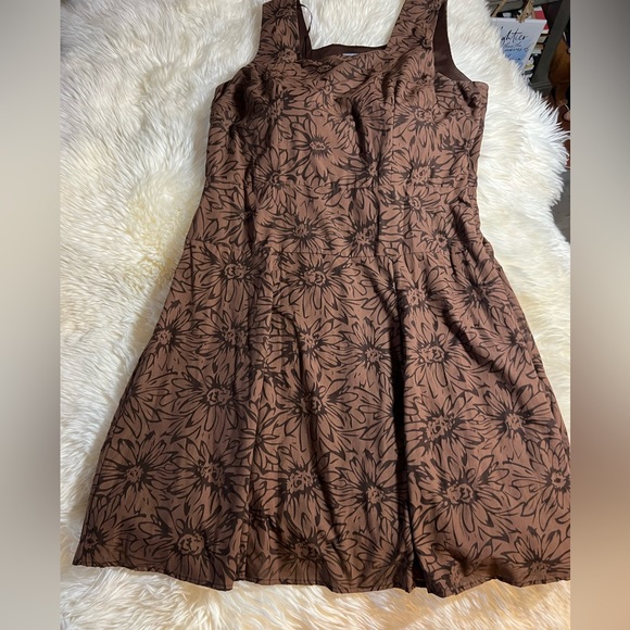 Rabbit Rabbit Rabbit Designs Brown Dress Size 16 - Picture 3 of 5